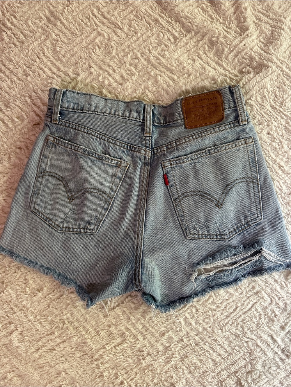 Levi's Wedgie Short Button Fly Distressed Cutoff Shorts size 27